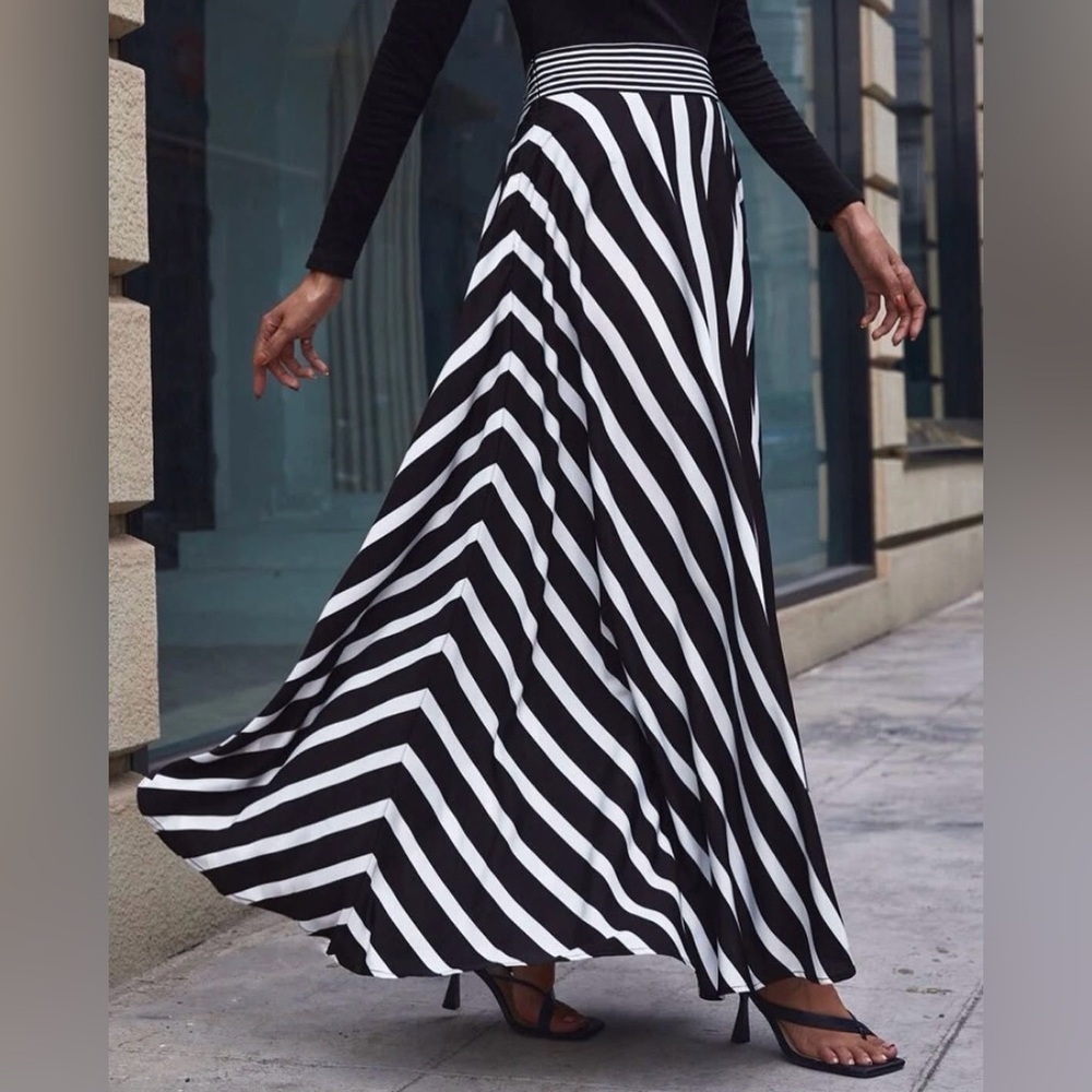 Elegant Black & White Striped Maxi Skirt - Picture 4 of 5